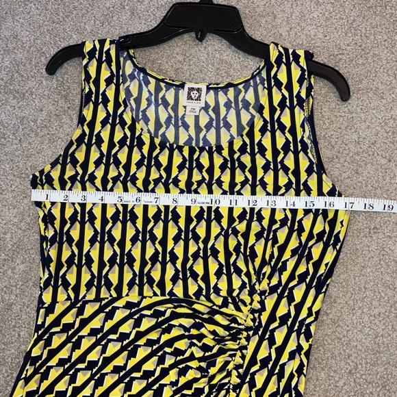 size PM, bust is up to 38” inches, Anne Klein wrap dress, like new condition - Picture 10 of 10